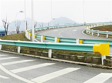 公路喷塑久久蜜桃精品一区二区三区综合网生产厂家