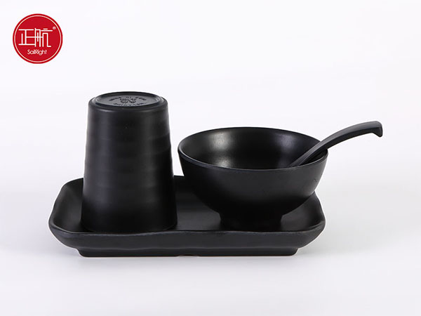 国产精品蜜桃久久久久餐具