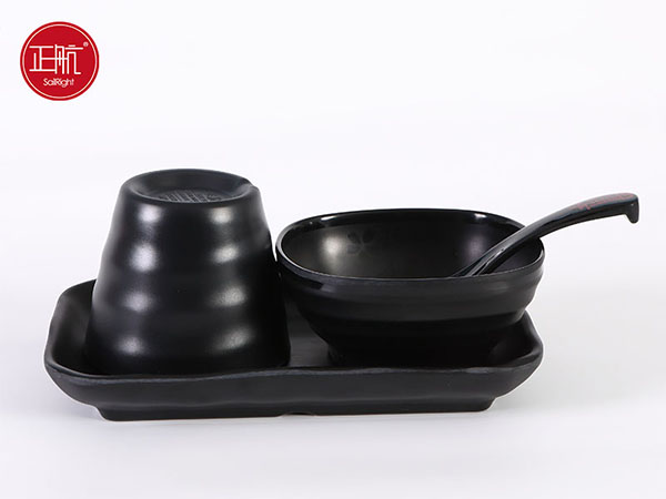 国产精品蜜桃久久久久餐具