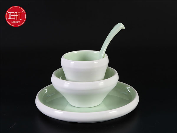 国产精品蜜桃久久久久餐具